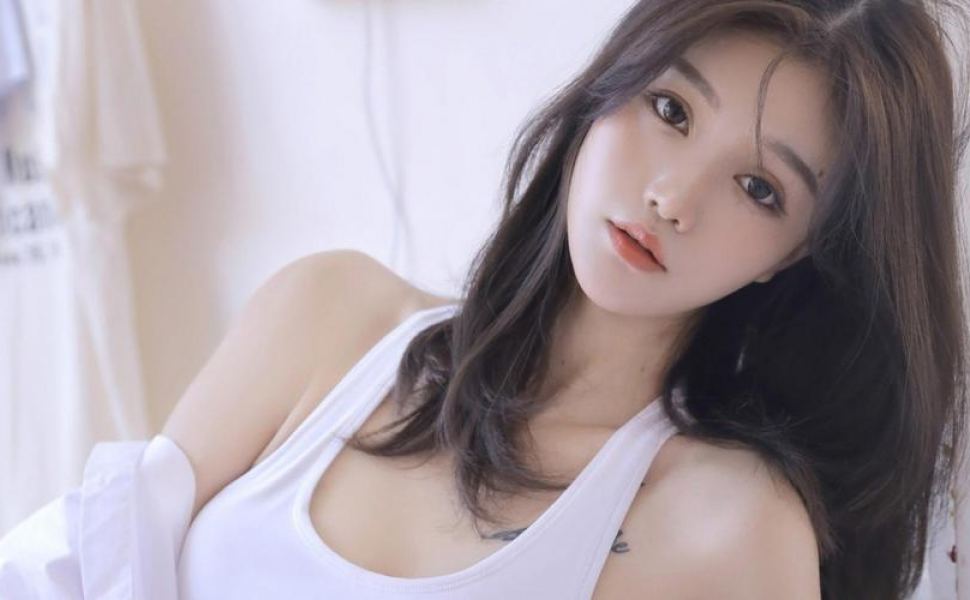 北京一女子刘诗芸遭男友曝光私密视频 引发社会关注