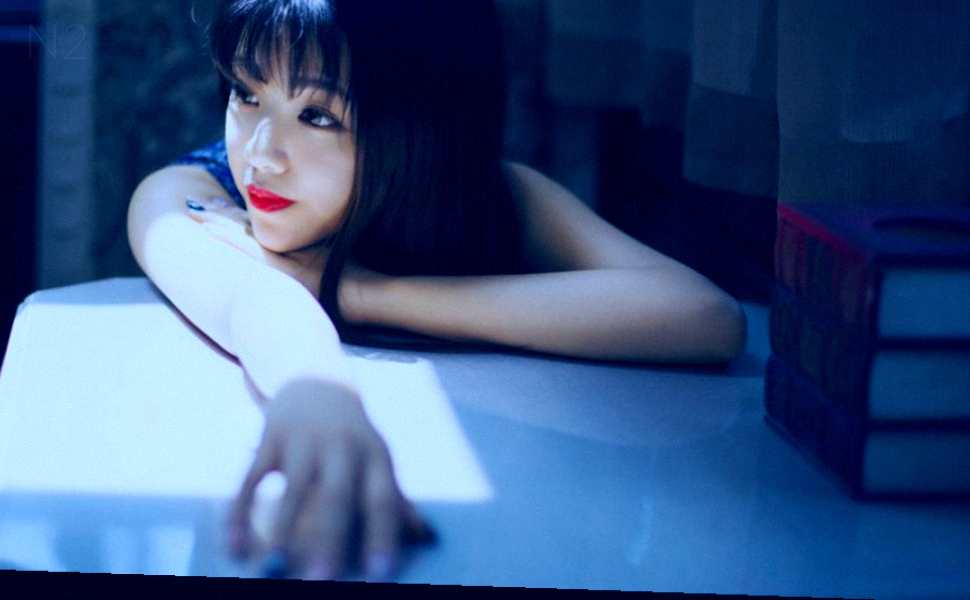 从女团偶像到福利姬，前韩国女星转型争议全复盘：高颜值+火辣身材引热议