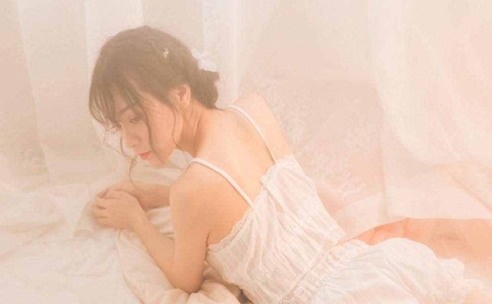 网红李雨桐再撕薛之谦！重婚、仙人跳、逼堕胎？张杰谢娜无辜躺枪，抑郁12年暴瘦60斤太吓人！
