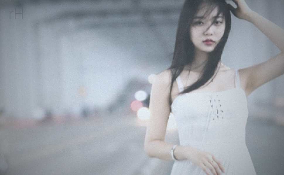 武侯高中女生陆奕好教室不雅视频外泄！与男友私密对话尺度惊人，清纯外表下竟如此豪放