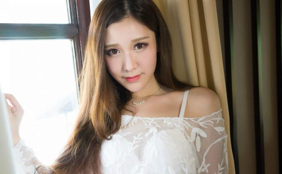 鞠婧祎偷税漏税被前东家丝芭传媒实锤？瞒报近九成收入，还爆出早期黑料视频